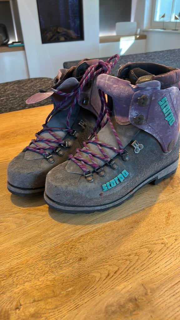 Scarpa vega hoog alpine bergschoen, Verzenden, Zo goed als nieuw, Schoenen