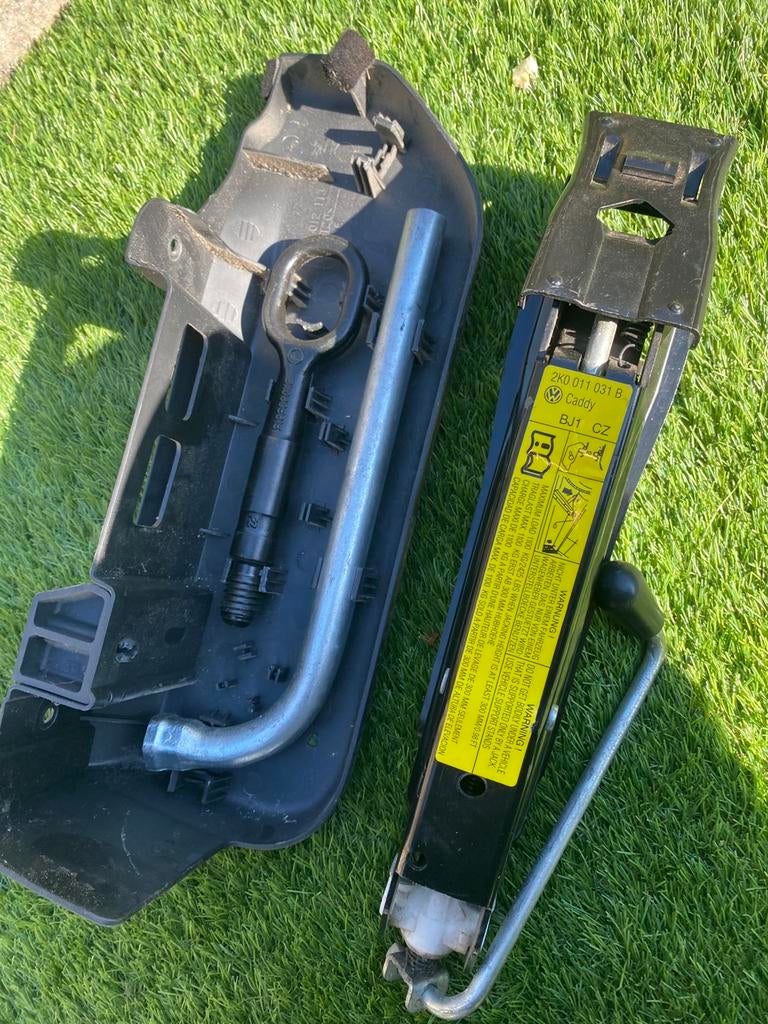 Auto krikset Vw Caddy Nieuw ! 80 euro, Ophalen of Verzenden, Zo goed als nieuw, Manueel, Schaarkrik