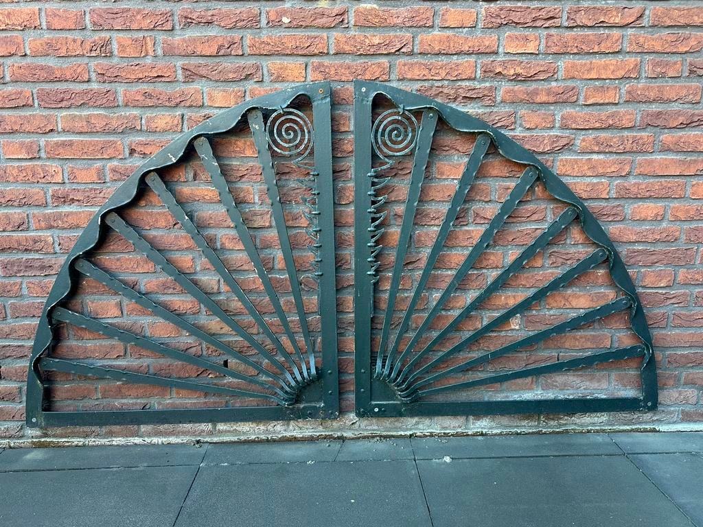Zwaar uitgevoerde sier hekken, Ophalen, Zo goed als nieuw, IJzer, Sierhekwerk