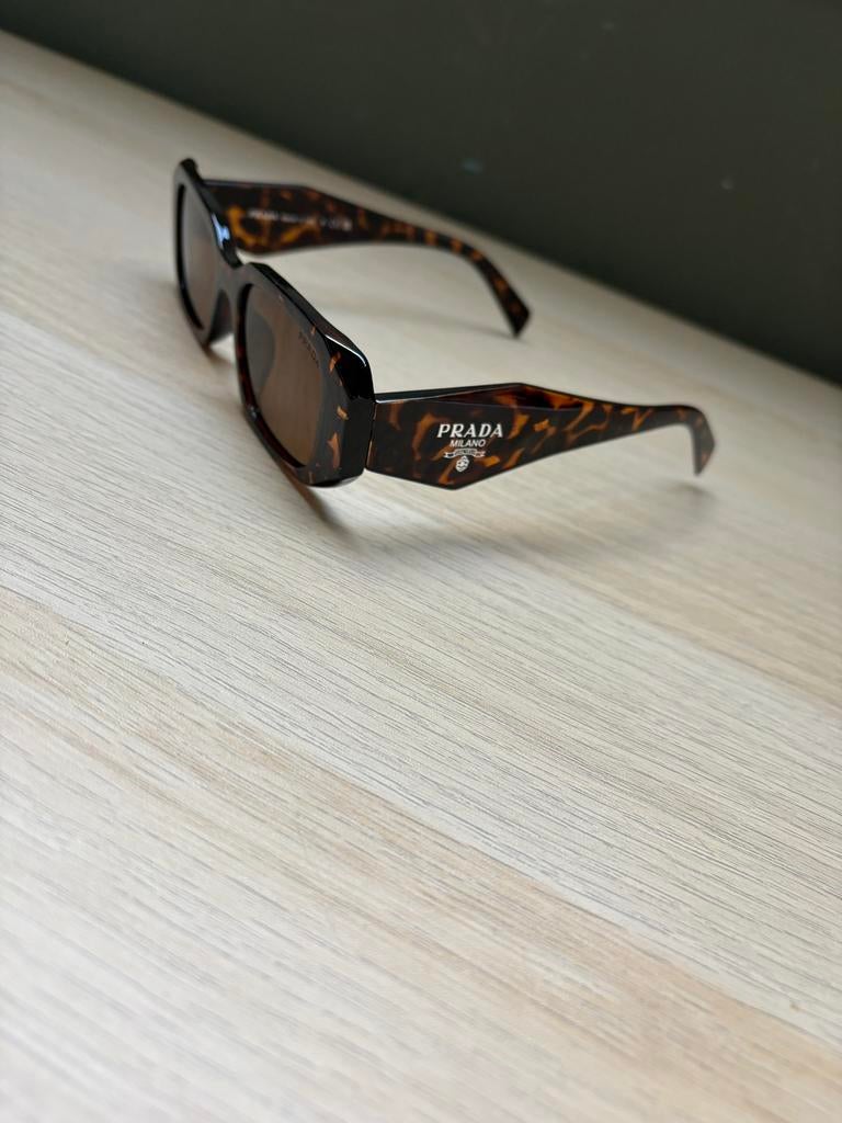 Prada zonnebril, Overige merken, Zonnebril, Bruin, Verzenden