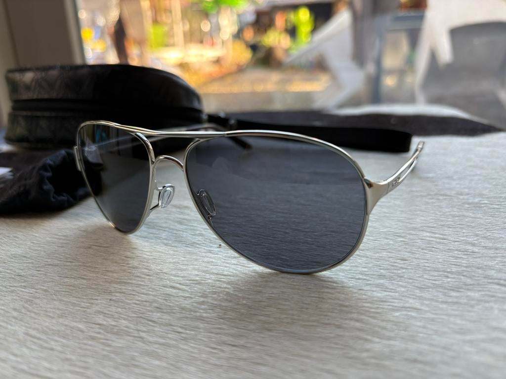 Nieuwe Oakley Caveat, Ophalen of Verzenden, Zo goed als nieuw, Grijs, Oakley