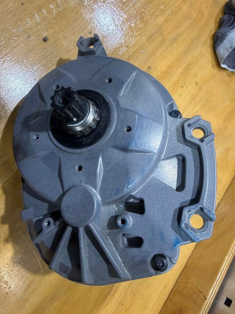 Te koop: defecte Motor Bosch active line, Fietsen en Brommers, Fietsonderdelen, Ophalen of Verzenden, Gebruikt, Motor