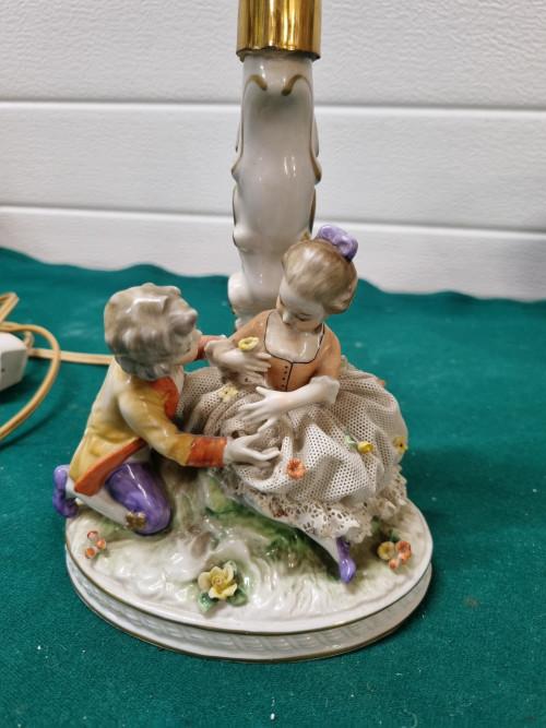 -	Tafellamp Dresden porselein met stel, Ophalen of Verzenden, 'T Olde Gre-j, Info@toldegrej.nl, Endepoelstraat 20f Didam