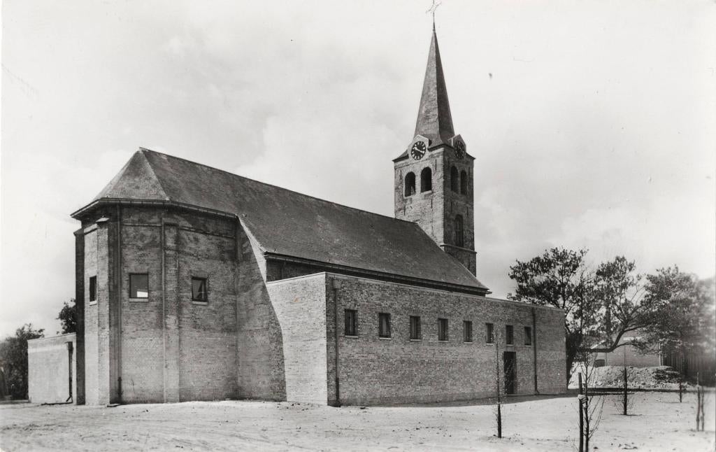 Milheeze – H. Willibrorduskerk., Ophalen of Verzenden, 1960 tot 1980, Ongelopen, Noord-Brabant