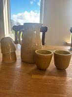 Servies Botanic: Kan en Bekers - Geel Aardewerk, Huis en Inrichting, Ophalen, Overige typen, Zo goed als nieuw, Overige stijlen