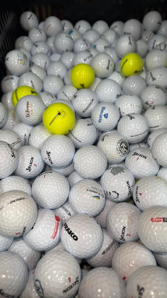 Srixon distance golfballen AAAA kwaliteit 100 stuks, Ophalen of Verzenden, Zo goed als nieuw, Bal(len)