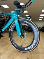 Bianchi Aquila RC Disc Di2 Carbon Racefiets, Ophalen of Verzenden, Zo goed als nieuw, Overige typen