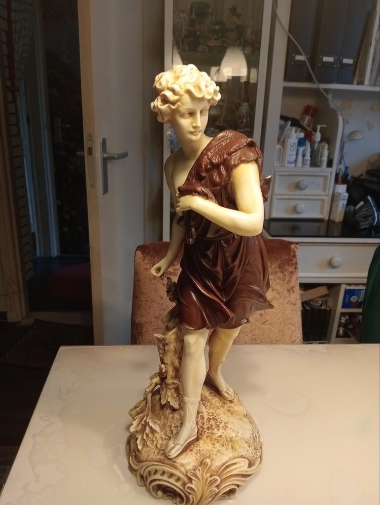Decoratief Beeld van Vrouw in Klassieke Stijl, Ophalen of Verzenden, 20 - 50 cm, Op sokkel, Beeld