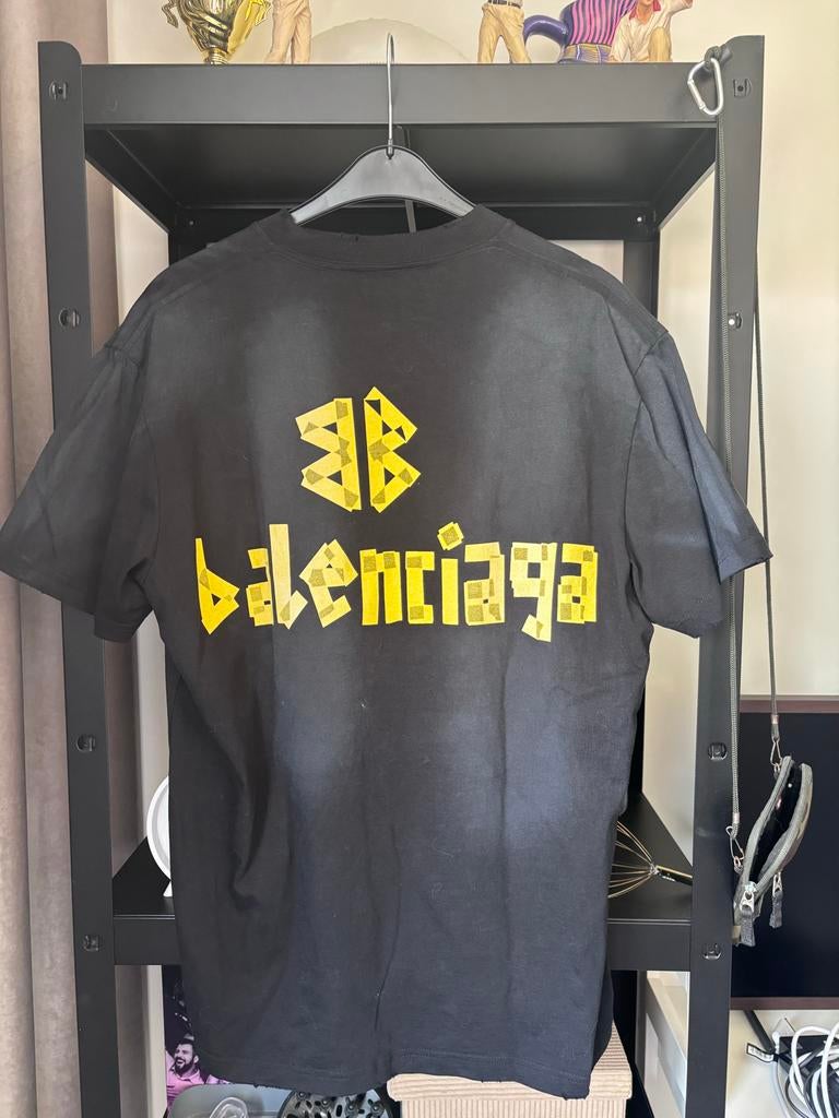 Balenciaga T-shirt XL Zwart met Geel Logo, Ophalen of Verzenden, Zo goed als nieuw, Maat 56/58 (XL), Zwart