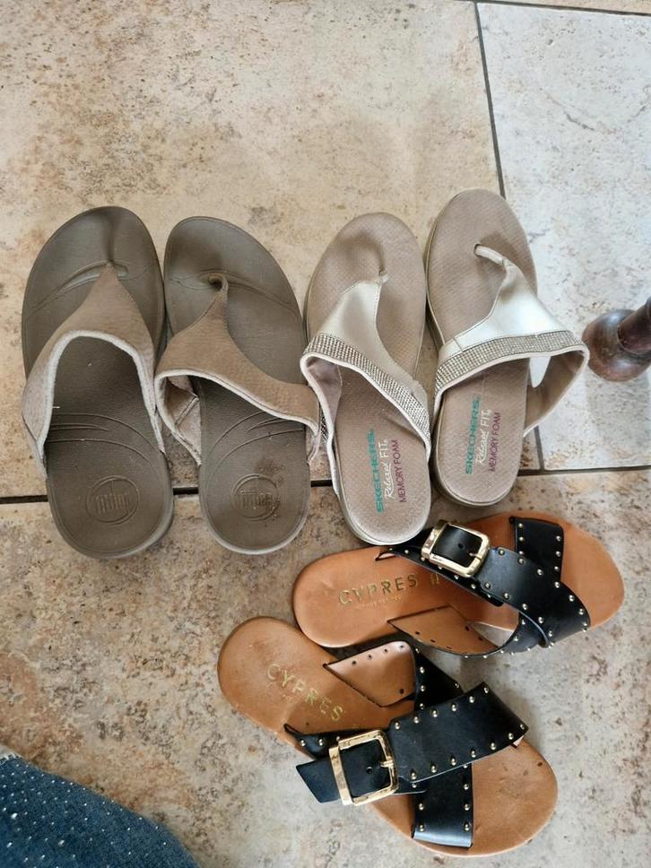 3 paar leren slippers 38, Kleding | Dames, Schoenen, Zo goed als nieuw, Ophalen of Verzenden