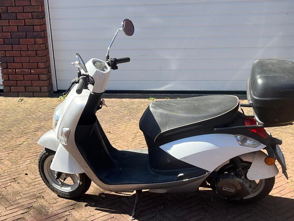 Tomos Elite elektrische scooter 25 km/u (zonder accu), Fietsen en Brommers, Snorfietsen en Snorscooters, Ophalen, Gebruikt, Elektrisch