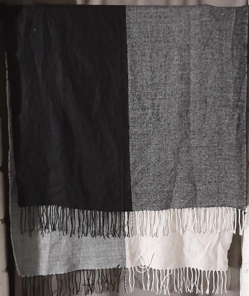 Grote geblokte katoenen sjaal van H&M, Kleding | Dames, Mutsen, Sjaals en Handschoenen, H&M, Maat 46/48 (XL) of groter, Ophalen of Verzenden