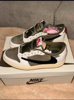 Nike Air Jordan 1 Low Travis Scott Medium Olive, Kleding | Dames, Schoenen, Ophalen of Verzenden, Nieuw, Overige kleuren