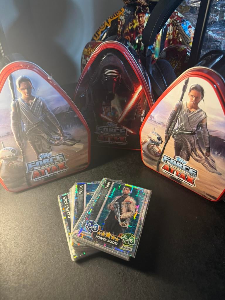 Tops Force Attax trading cards, Ophalen, Zo goed als nieuw, Meerdere kaarten