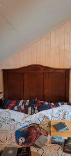 Oud houten twijfelaar bedombouw 120x190 met houtsnijwerk, Ophalen