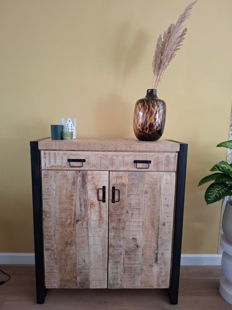 Industriële kabinetkast van naturel mangohout, Ophalen, Gebruikt