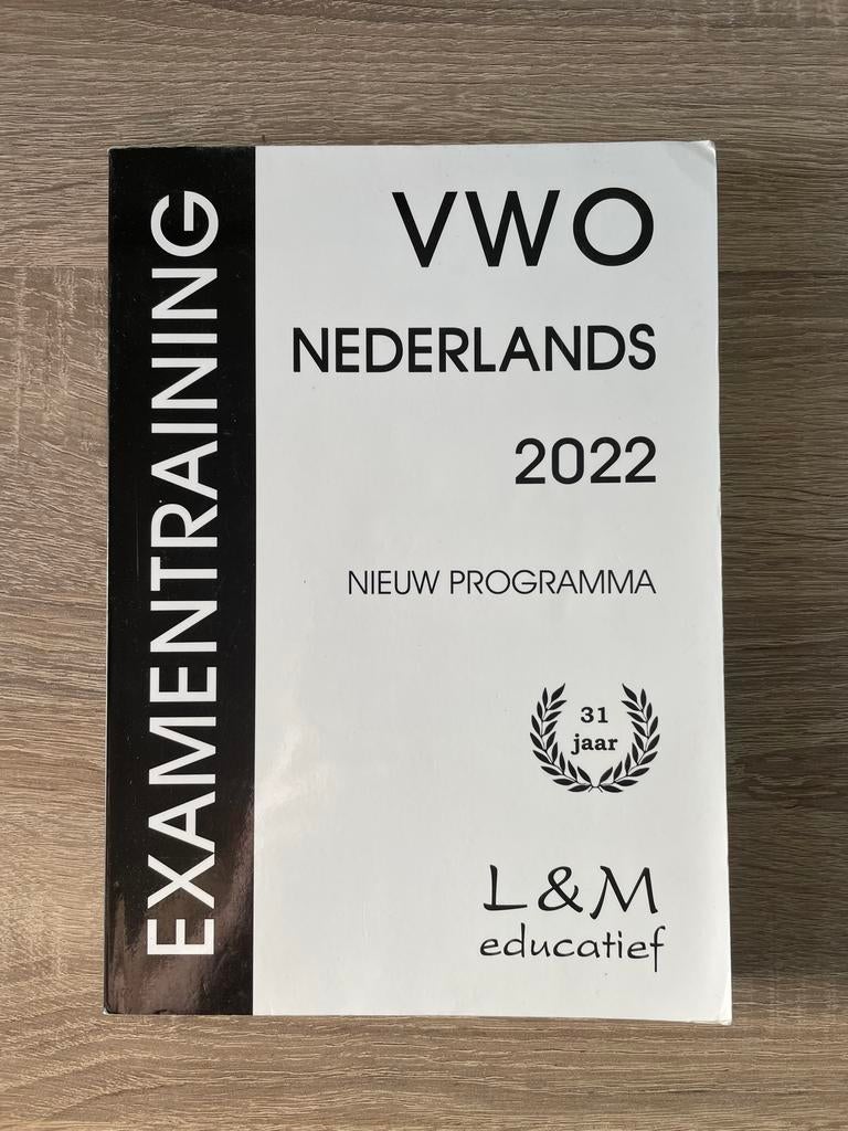 Examentraining VWO Nederlands 2022, Ophalen of Verzenden, Zo goed als nieuw, VWO, Nederlands