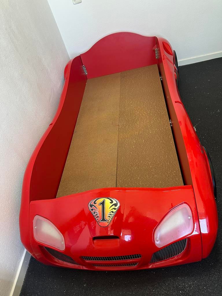 Complete Cars Themakamer: Bed, Kast en bureau, Kinderen en Baby's, Kinderkamer | Complete kinderkamers, Ophalen, Gebruikt, Jongetje