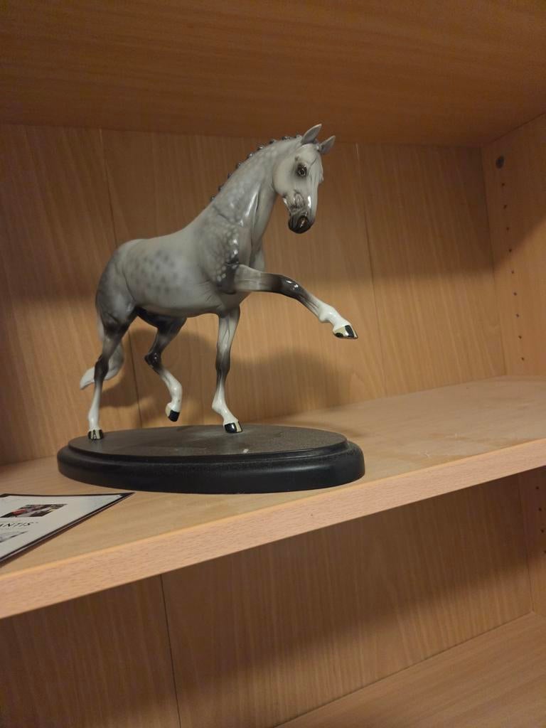 Wia dressuur paard met certificaat, Ophalen of Verzenden, Zo goed als nieuw, Paard, Beeldje of Figuurtje