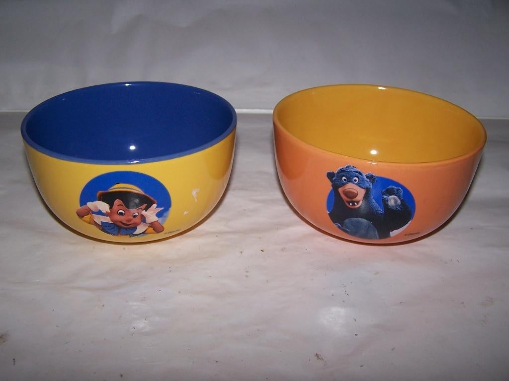 2 mooie Disney/Esso kommen. Nwst., Ophalen of Verzenden, Zo goed als nieuw, Kom(men), Overige stijlen