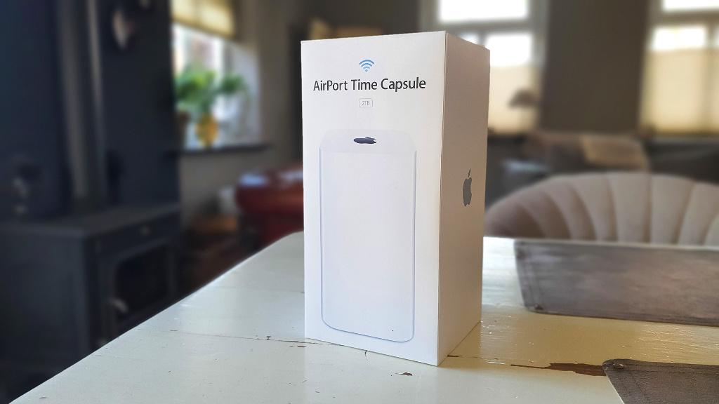 Apple AirPort Time Capsule 802.11ac 2TB ZGAN Model A1470, Computers en Software, Routers en Modems, Verzenden, Zo goed als nieuw