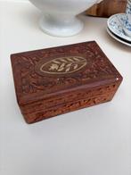 Handgesneden houten kistje uit India, Antiek en Kunst, Ophalen of Verzenden