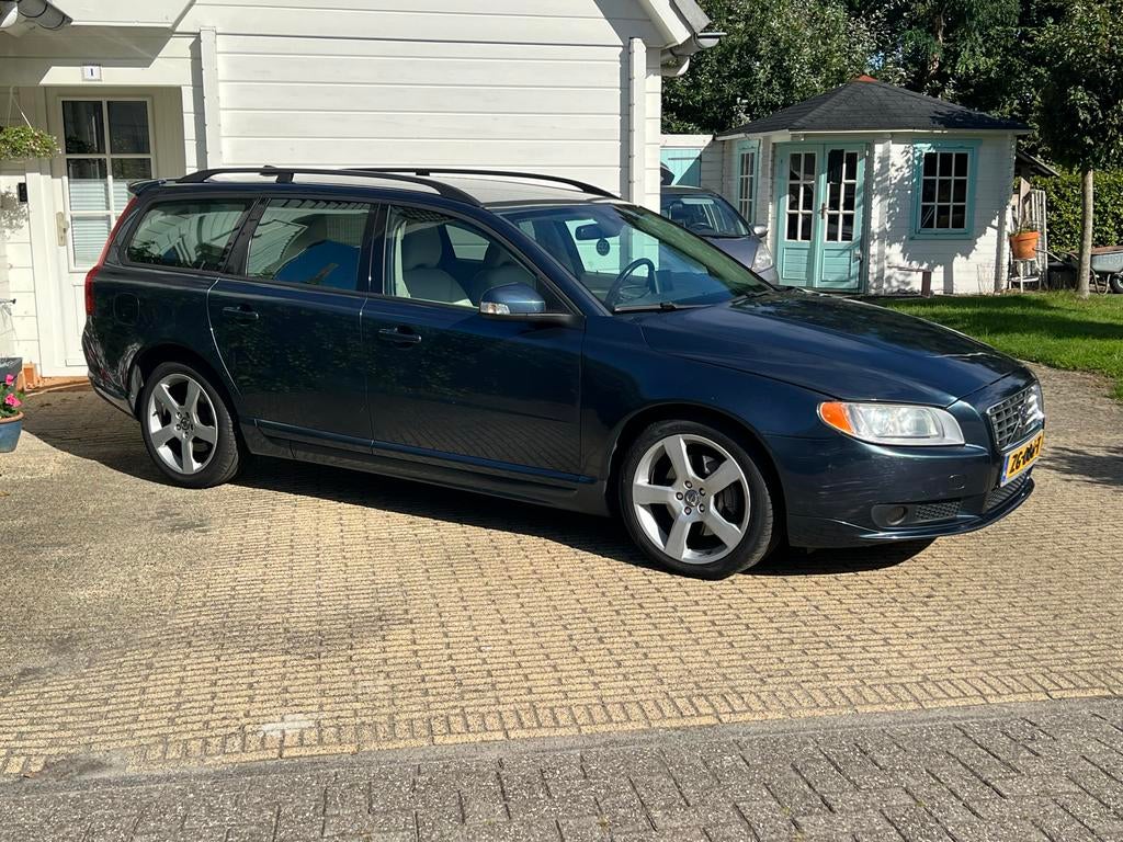 Volvo V70 2.5 T 147KW 2009 Blauw, 1800 kg, Beige, Blauw, 2521 cc