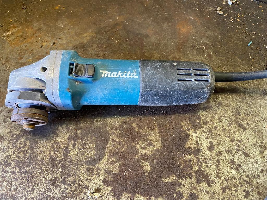 slijptol makita, Ophalen of Verzenden, Gebruikt, 1000 watt of meer, Haakse handslijpmachine