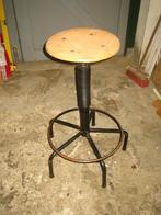 vintage kruk, draaikruk, Huis en Inrichting, Krukjes, Ophalen of Verzenden, Hout