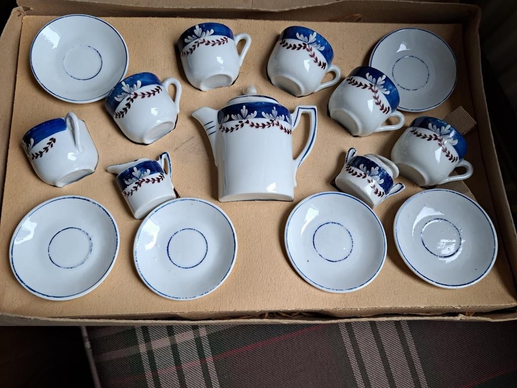 Prachtig antiek poppen kinder serviesje, Antiek en Kunst, Ophalen of Verzenden