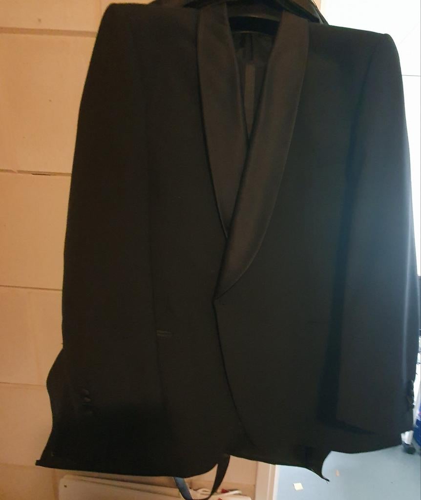 Zwarte colbert met pantalon  van 7 Square Collection smoking, Kleding | Heren, Kostuums en Colberts, Ophalen of Verzenden, Zo goed als nieuw