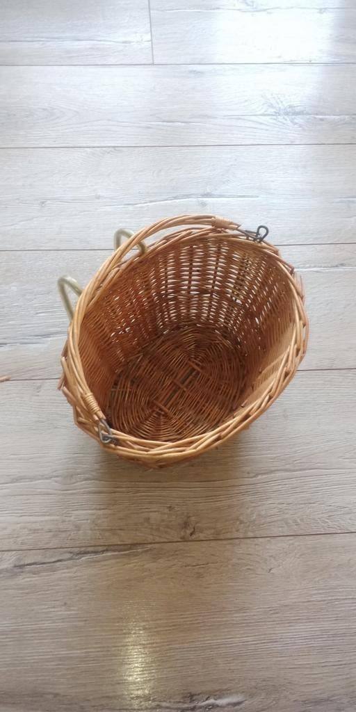 Leuk rieten kinderfietsmandje voorop, Ophalen, Gebruikt, Fietsmand, Stuurbevestiging