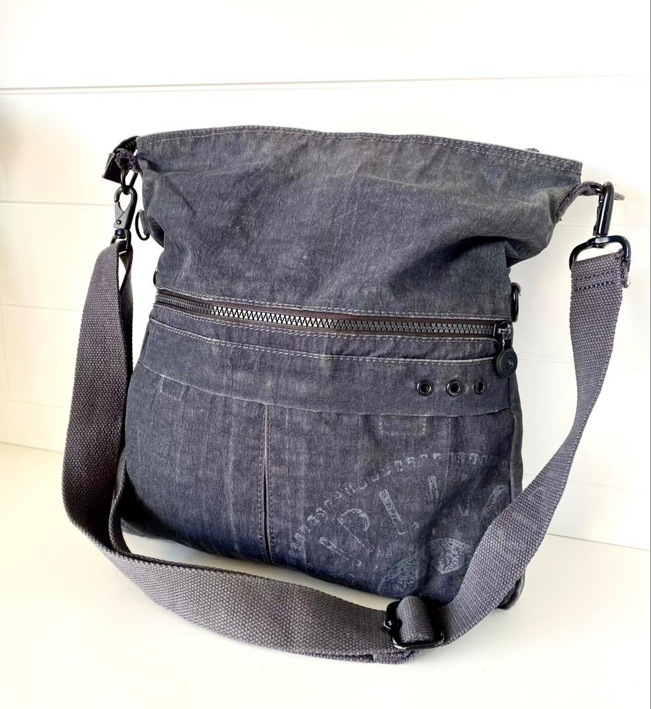 Kipling Schoudertas Zwart/Grijs - Zo goed als nieuw, Ophalen of Verzenden, Zo goed als nieuw, Zwart, Kipling