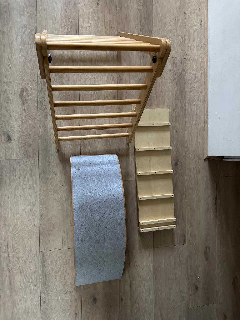 Vrijstaand Houten Kledingrek, Enkele Stang Met Opbergplank
