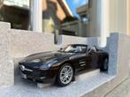 1:18 Mercedes SLS AMG Roadster Sepang Bruin Minichamps, Minichamps, Auto, Ophalen of Verzenden, Zo goed als nieuw