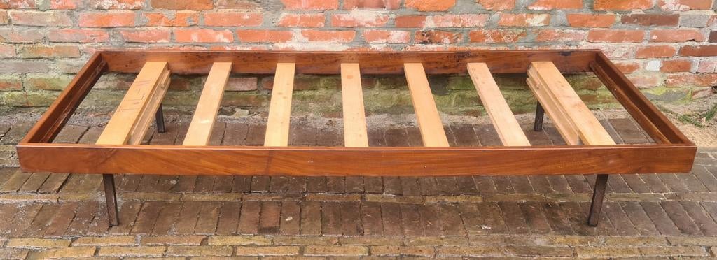 Vintage, design daybed. Mid Century bed Jaren 60, Ophalen