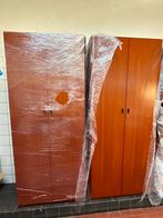 SET VAN 2 HOGE KANTOORKASTEN MET DEUREN, Ophalen, Gebruikt