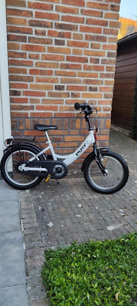 Puky kinderfiets 16 inch licht grey zwart kleur, Fietsen en Brommers, Fietsen | Kinderfietsjes, Ophalen of Verzenden, Zo goed als nieuw
