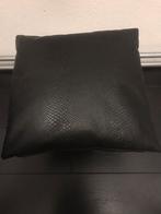 2 Croco motief kussens, Ophalen of Verzenden, Zo goed als nieuw, Zwart, Vierkant
