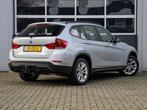 BMW X1 SDrive18d | Panoramadak | Sportstoelen | Cruise contr, Auto's, BMW, X1, Euro 5, Zwart, Bedrijf