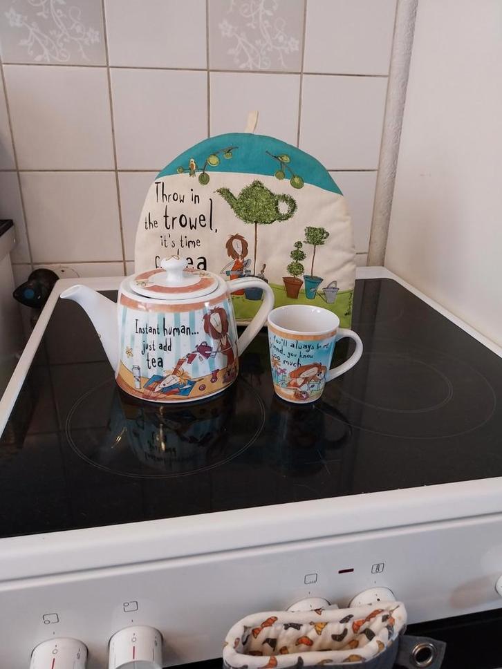 Johnson Bros Born to Shop theepot en mok, Huis en Inrichting, Keuken | Keukenbenodigdheden, Nieuw, Ophalen of Verzenden