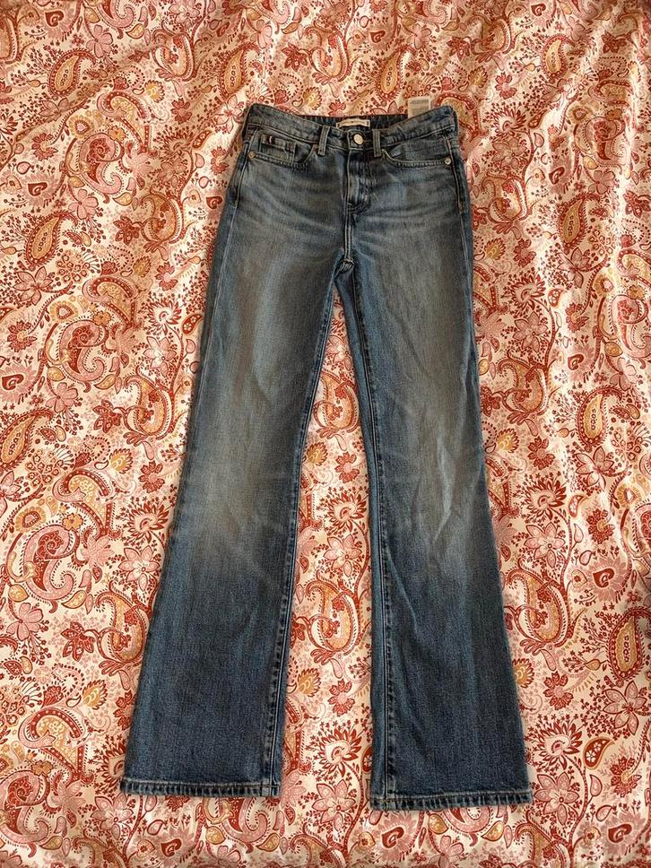 Tommy Hilfiger bootcut jeans dames W25 L30, Kleding | Dames, Spijkerbroeken en Jeans, Zo goed als nieuw, W27 (confectie 34) of kleiner