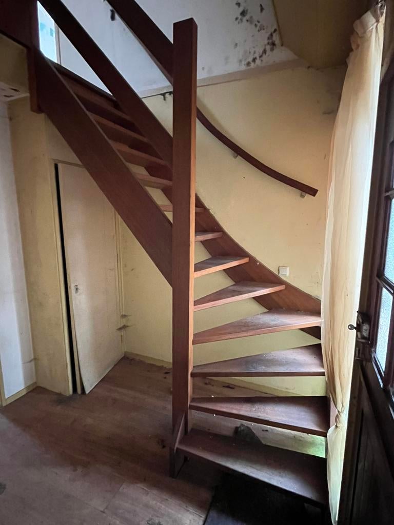 Binnentrap + leuning, Doe-het-zelf en Verbouw, Ladders en Trappen, Ophalen, Gebruikt, 2 tot 4 meter