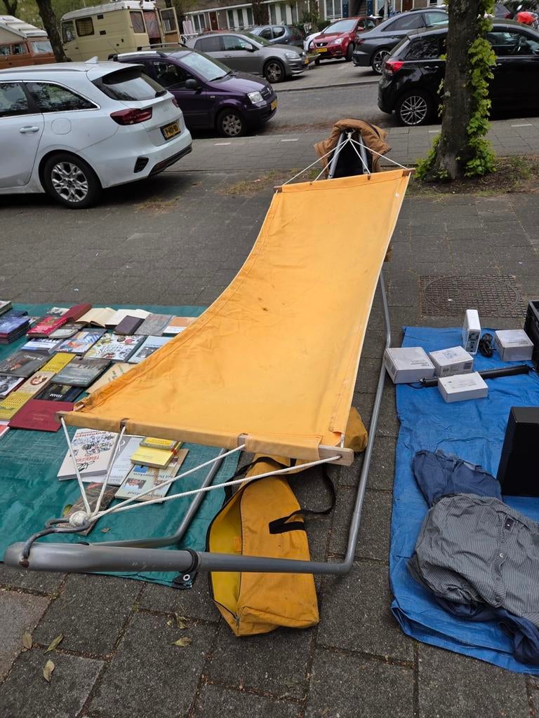 Hangmat met beugel, Ophalen