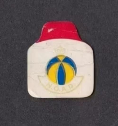 Embleem Logo Voetbalclub NOAD Tilburg 1960., Ophalen of Verzenden, Zo goed als nieuw