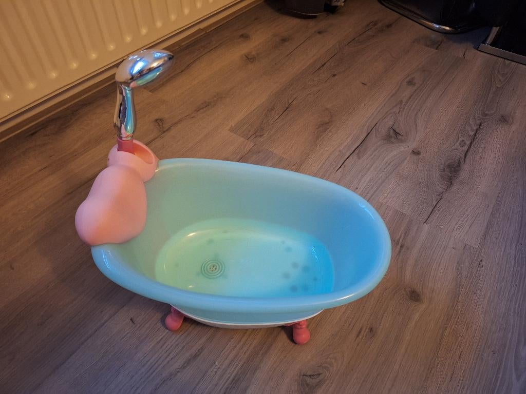 Baby born badje geluid en licht, Kinderen en Baby's, Speelgoed | Poppen, Ophalen of Verzenden, Gebruikt, Overige typen