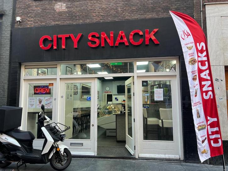 Snackbar City Snack Leiden, Zakelijke goederen, Exploitaties en Overnames