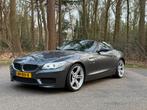 BMW Z4 M-Sport l Orig. NL l Automaat l PDC l Stoelverwarming, Automaat, Cabriolet, 2 stoelen, Zilver of Grijs
