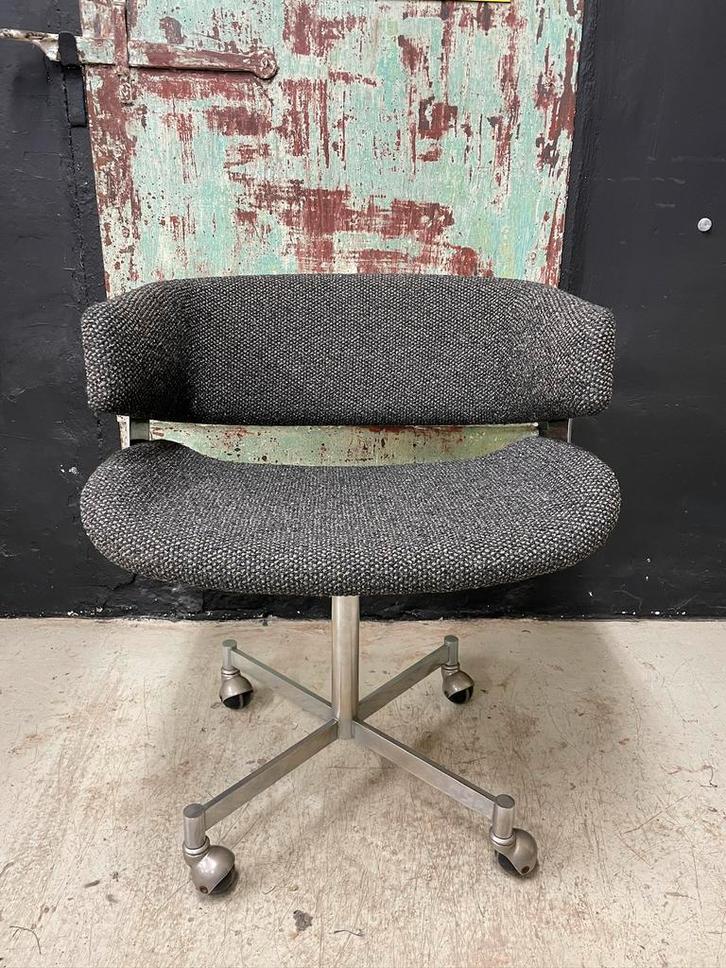 Geoffrey Harcourt-Artifort (refurbished), Huis en Inrichting, Stoelen, Zo goed als nieuw, Eén, Metaal, Stof, Bruin, Ophalen