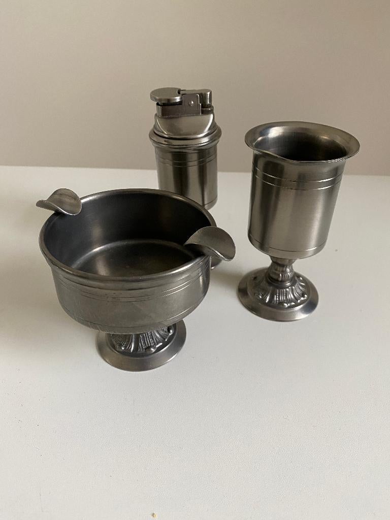 Rookstel tin met aansteker Engeltjestin, Ophalen of Verzenden